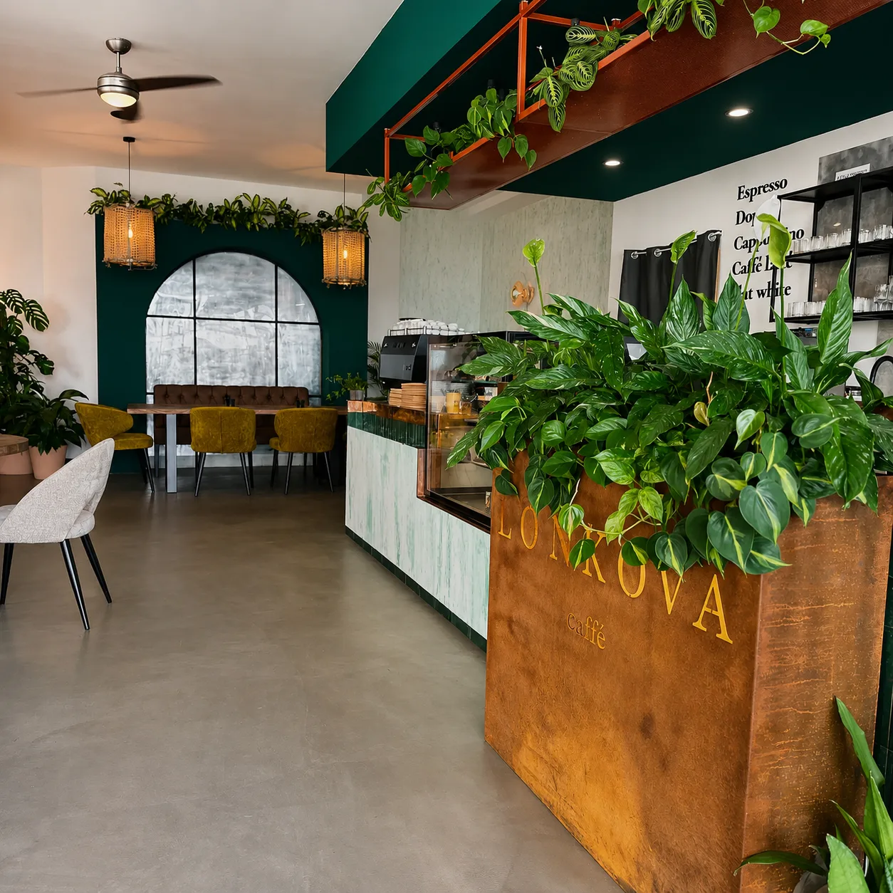 Interiér Lonkova Caffé